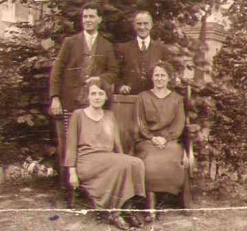 Elsie&JossWhite,Ethel&GeorgeLangley.jpg (13202 bytes)
