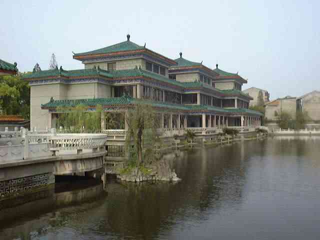 JingzhouMuseum.jpg